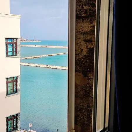 Experience Apartment *